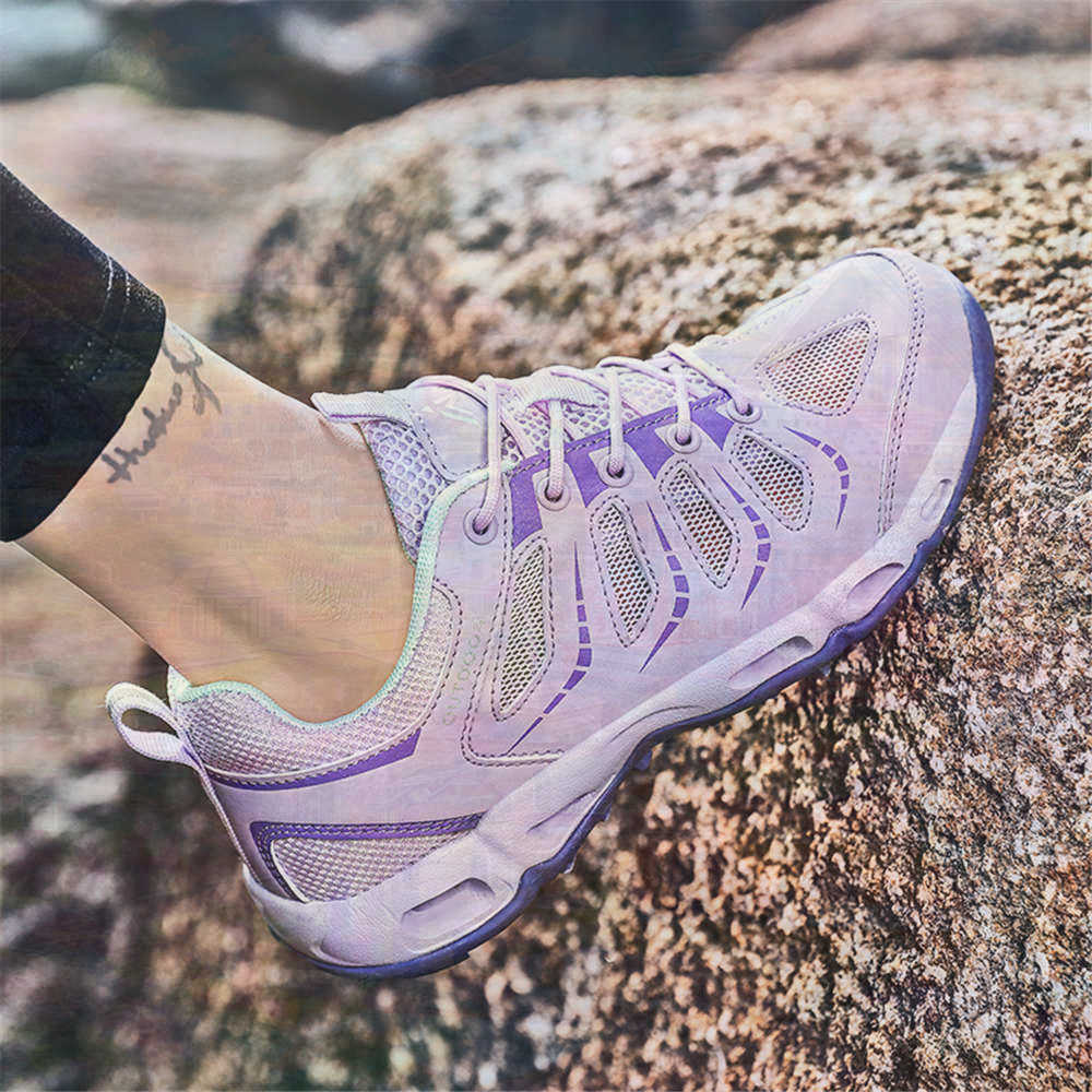 Sumer Round Tip Silver Sneaker - đánh giá và giá Travel Accessories In Train